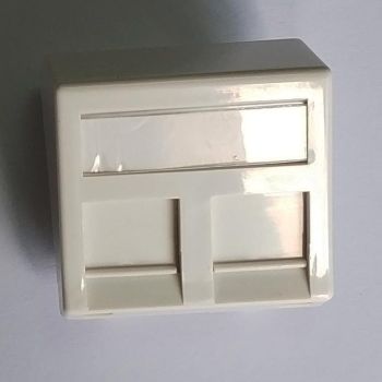 Лицев панел 45х45 мм с 2xRJ45 порта под ъгъл и защита от прах CONNBOX - 1